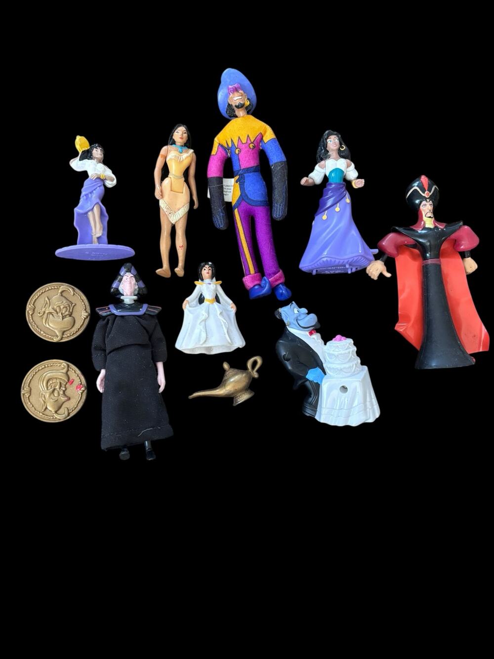 Vintage Disney Aladdin Pocahontas Hunchback Figures Toys Cake Toppers 11 Pieces